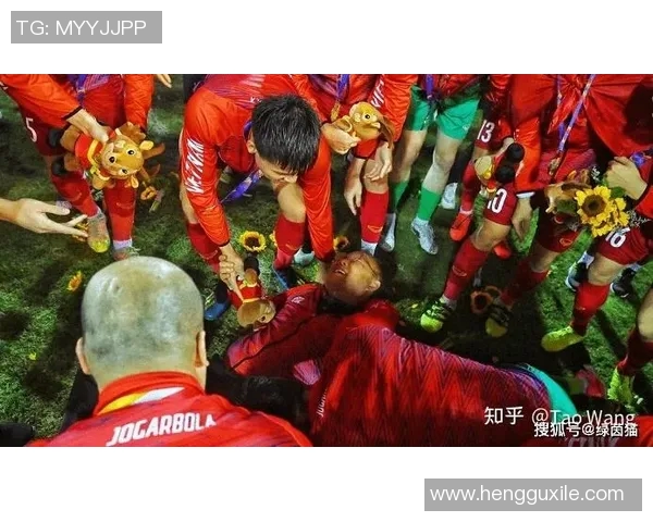 足球明星腿部受伤真实图片曝光引发球迷广泛关注与讨论